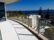 Pryskyřičná podlaha na terasu a balkon – komplexní průvodce moderním řešením pro venkovní prostory