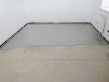 Samonivelační hmota CHEMOS Garáž